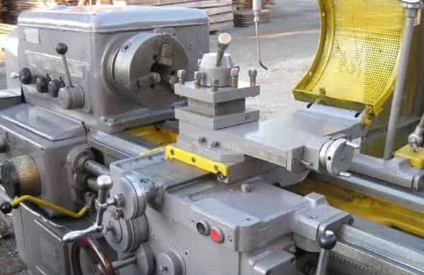 Ремонт токарных станков